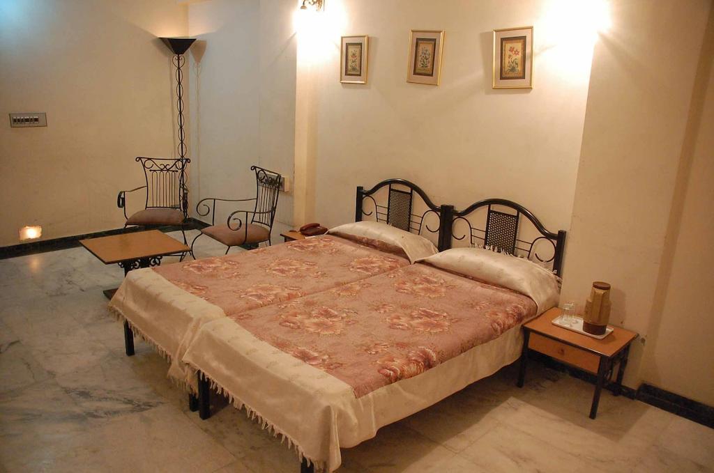 Utsav Hotel Jodhpur  Buitenkant foto